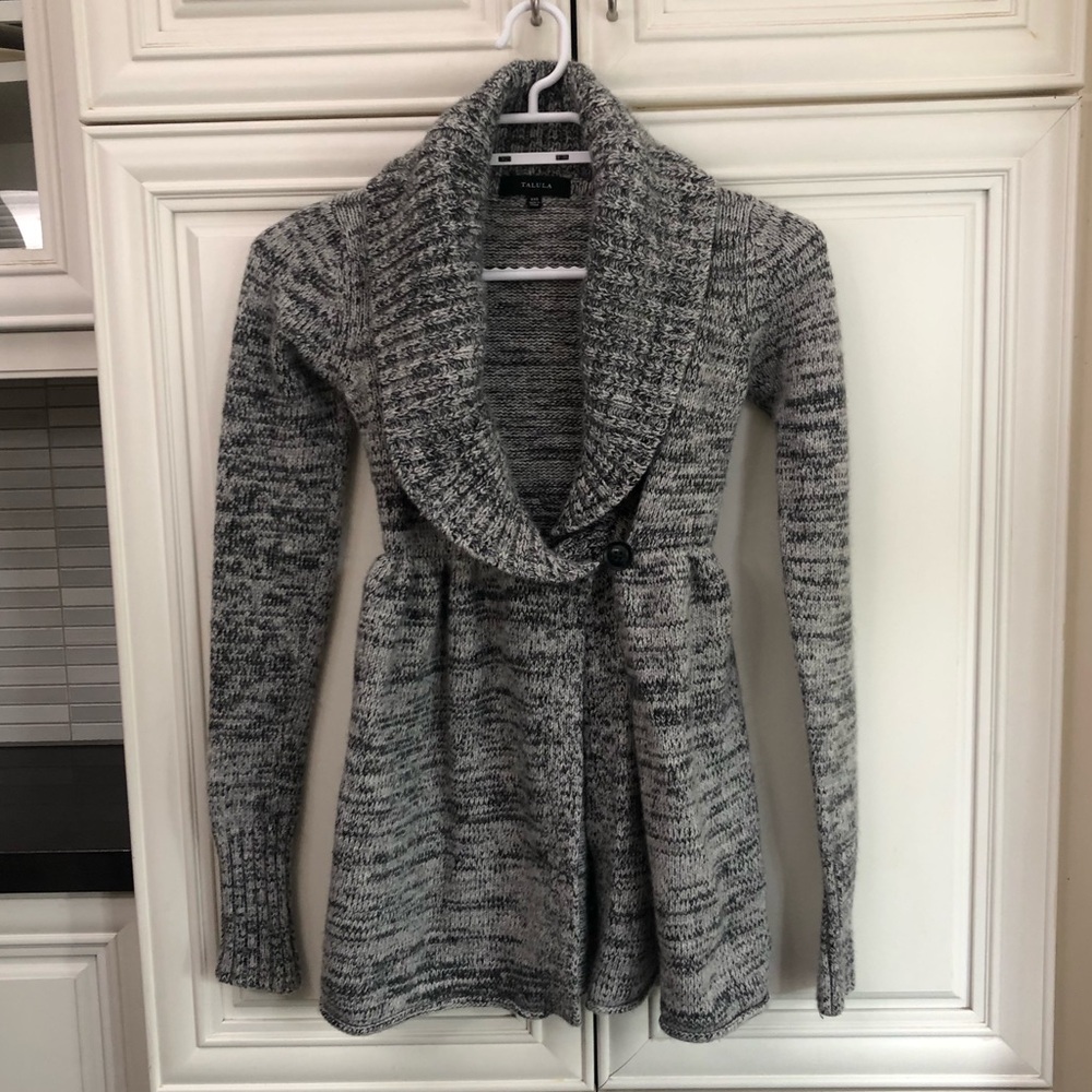 Aritzia Talula women’s lambswool blend cardigan